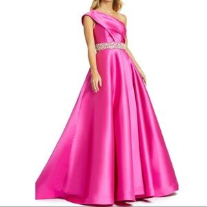 One-Shoulder Fuchsia Evening Gown with Embellished Waist